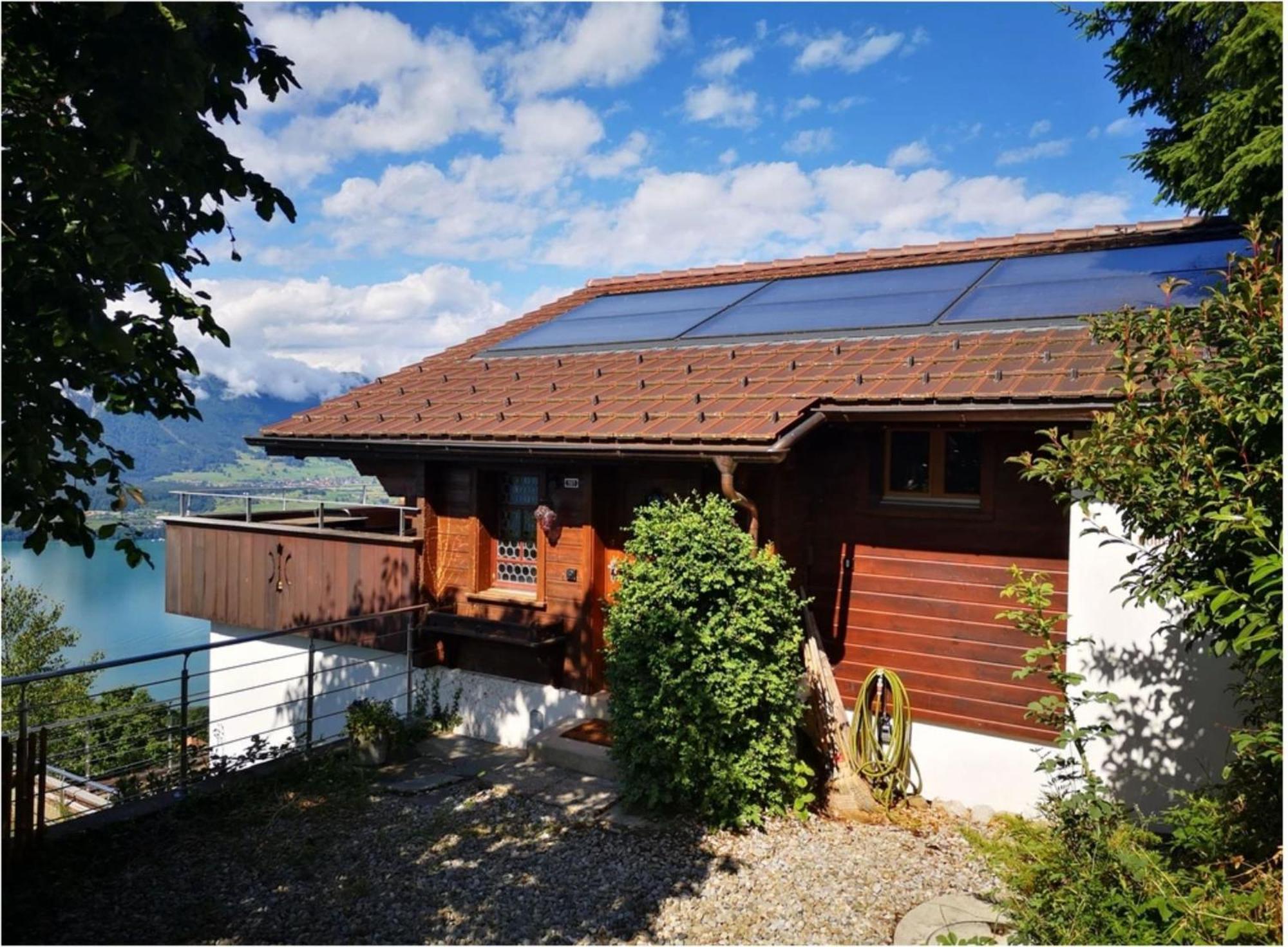Chalet With View Of The Mountains And The Thun Lake Sigriswil Exterior photo